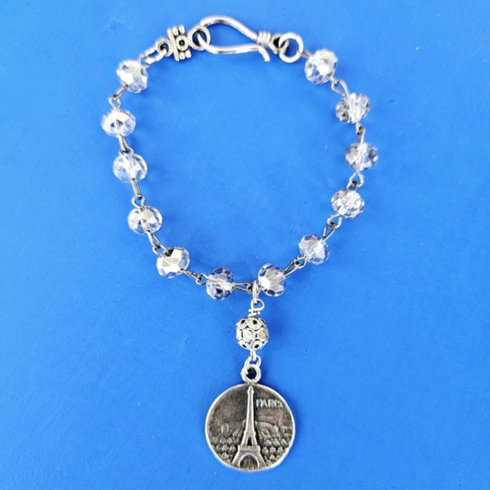 Beautiful Crystal Bracelet with Eiffel Tower/Arch de Triumph Medallion